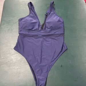 BNWT plus size navy blue swimsuit one piece size 2X by Cupshe